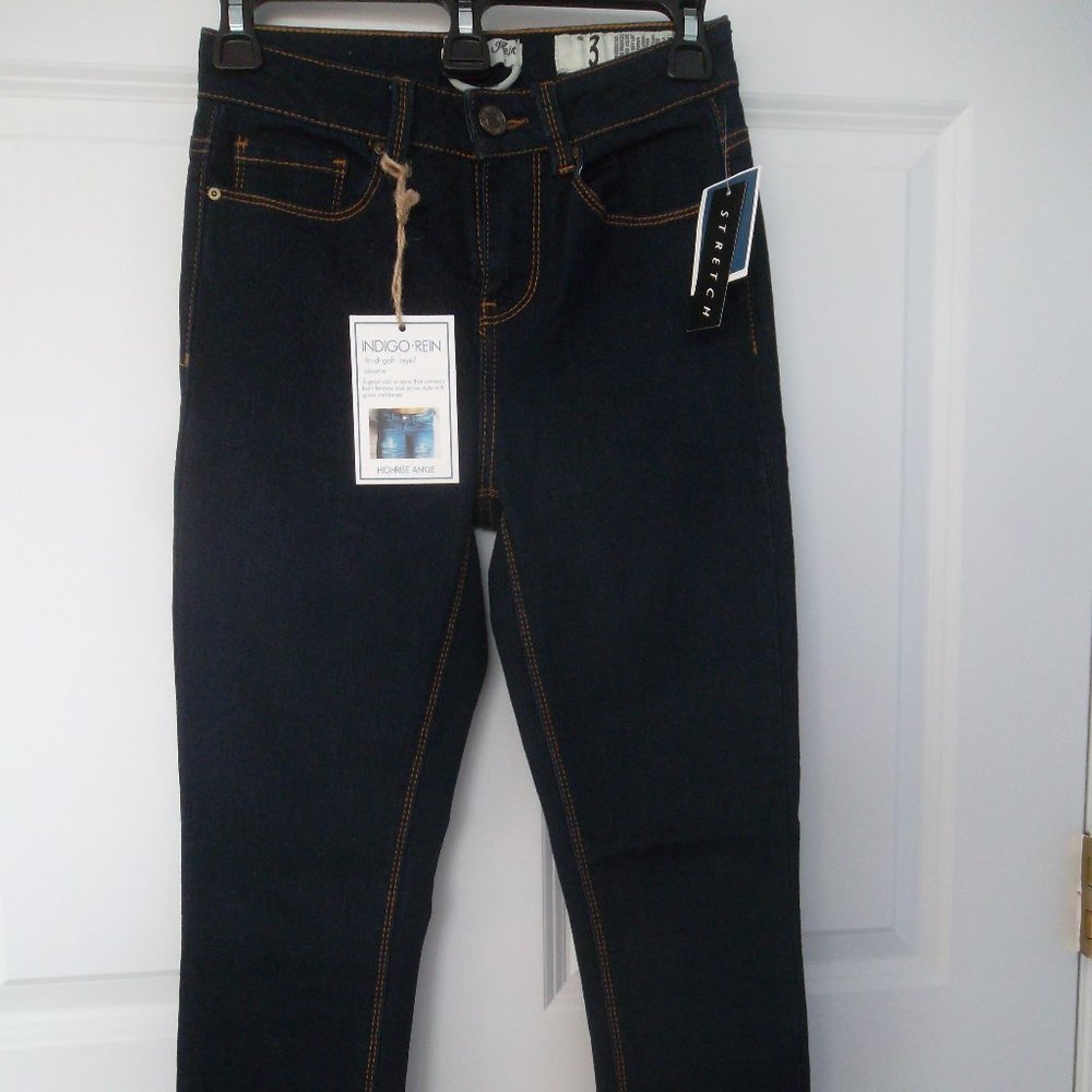 Indigo Rein Women's Junior Dark Wash High Rise Ankle Jeans